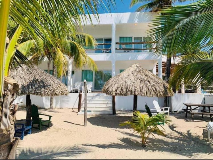 Hotel La Marina Del Rio La Pesca Exterior foto